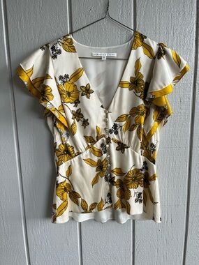 Veronica Beard Silk Satin Polly Top Ruffled Floral Print in Ivory Yellow Size 8